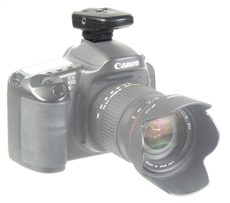 ALZO Wireless Flash Trigger Speedlight Kit 16 Channel on camera