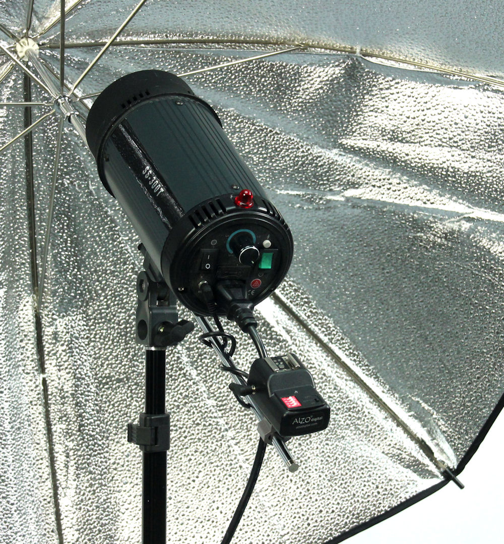 ALZO Wireless Flash Controller Speedlight Kit 16 Channel ALZO Wireless Flash Controller Speedlight Kit 16 Channel