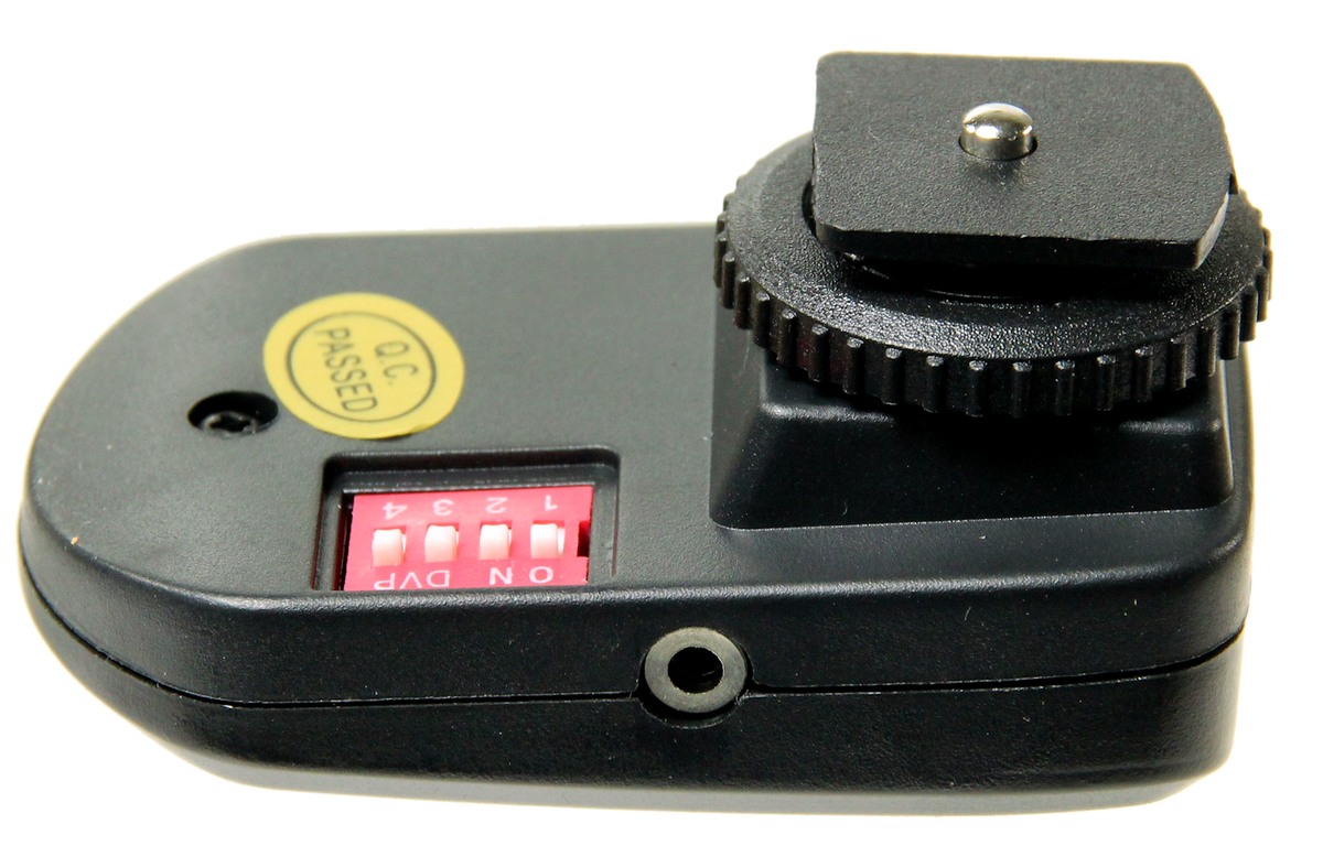 ALZO Wireless Flash Trigger Speedlight Kit 16 Channel receiver bottom