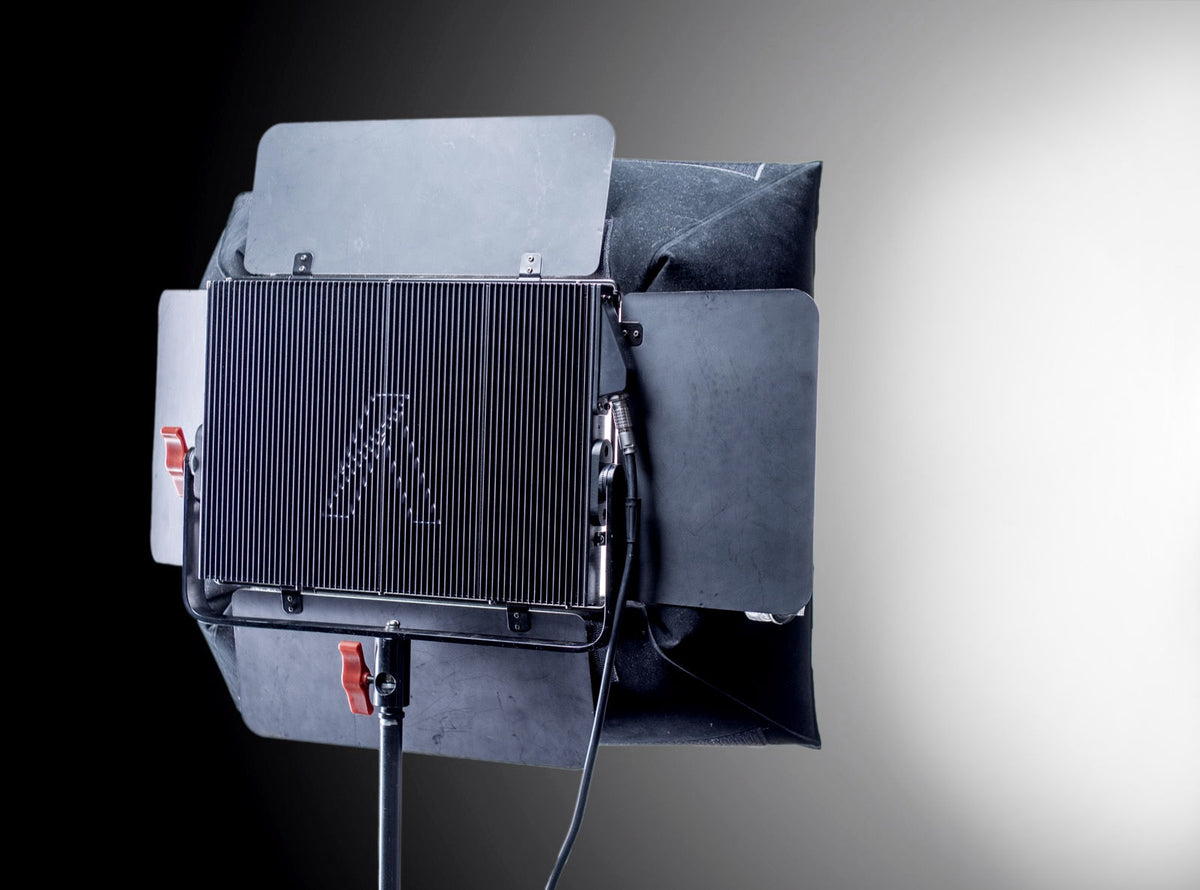 AIRBOX Model 129 Inflatable Softbox for LED lights - up to 12x9 inches