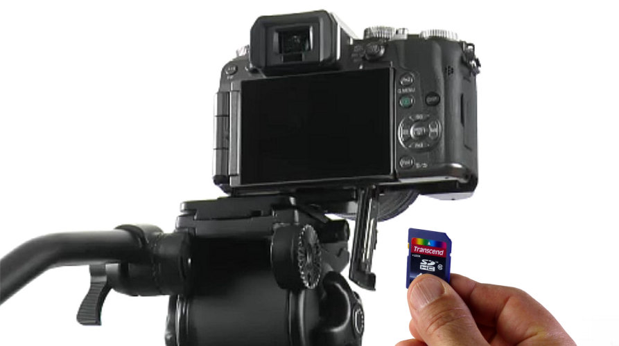 ALZO Liberator Battery Door Clearance Plate for Panasonic Lumix G7 open with card