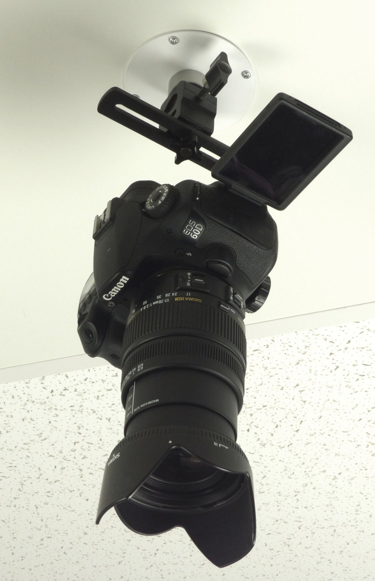 ALZO Face Down Camera Screw to Ceiling Mount L-Bracket with camera