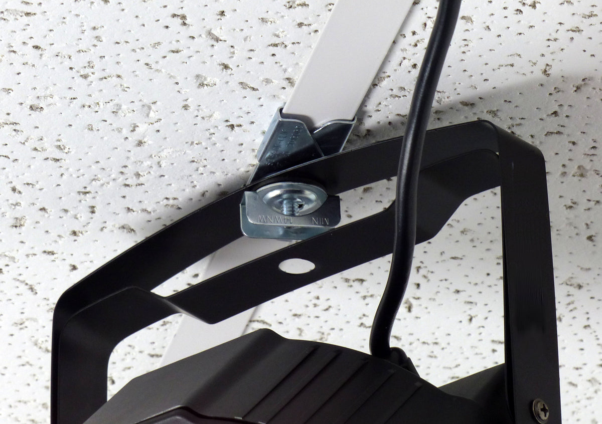 demonstration of Suspended Drop Ceiling DJ Stage LED Light Mount